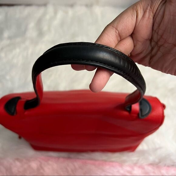 LOUIS vuitton calfskin lockme pm orient - Picture 5 of 16